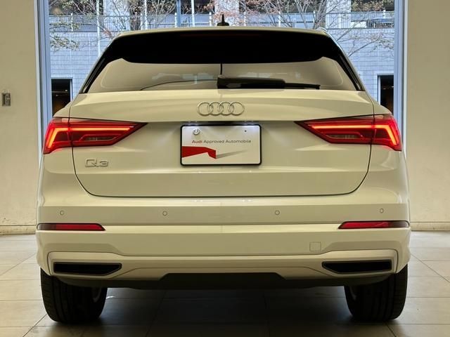 Audi Q3 2022-11 181353-3