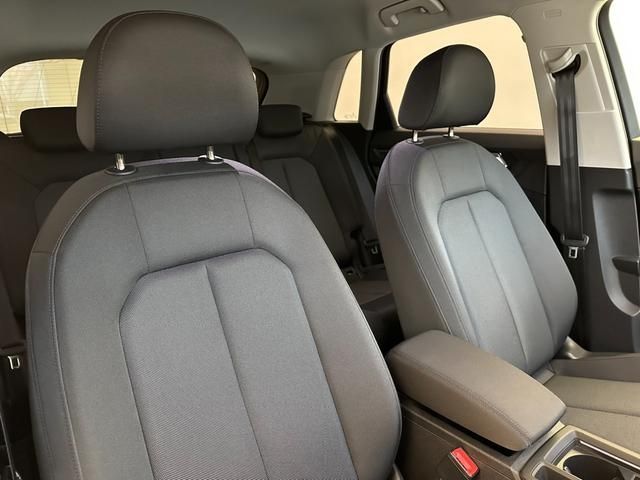 Audi Q3 2022-11 181353-14