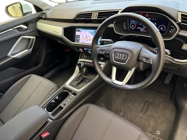 Audi Q3 2022-11 181353-7
