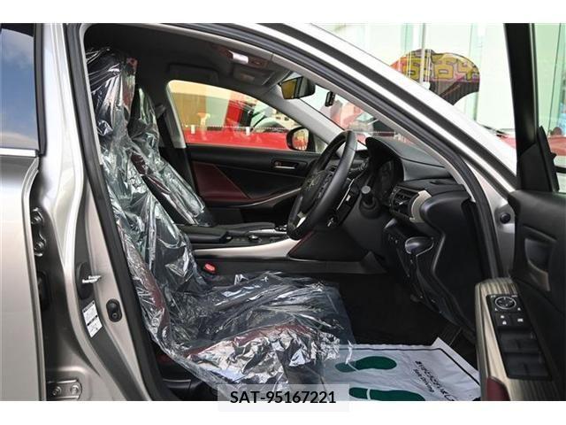 Lexus IS 2020-05 362802-8