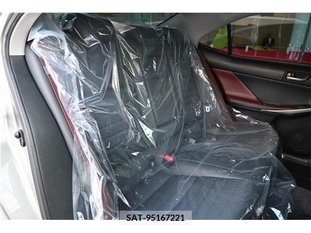 Lexus IS 2020-05 362802-15