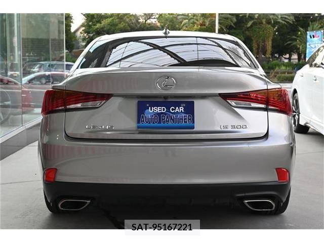 Lexus IS 2020-05 362802-3