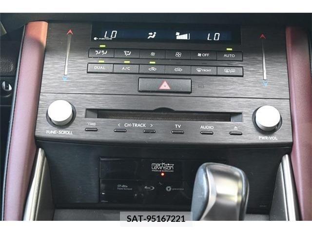 Lexus IS 2020-05 362802-11