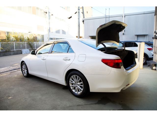 Toyota MARK X 2015-04 183297-8
