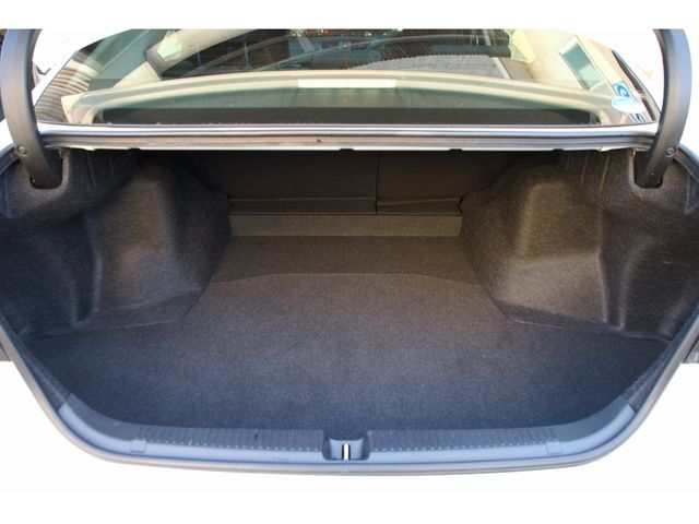Toyota MARK X 2015-04 183297-27