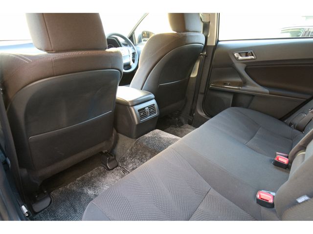 Toyota MARK X 2015-04 183297-19