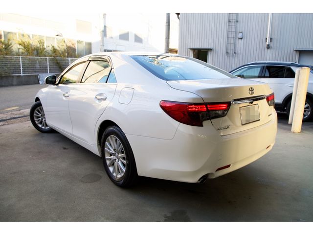 Toyota MARK X 2015-04 183297-3