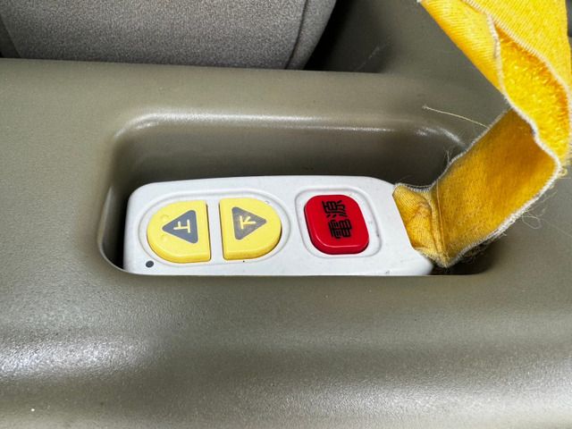 Daihatsu ATRAI WAGON 2012-06 185976-11