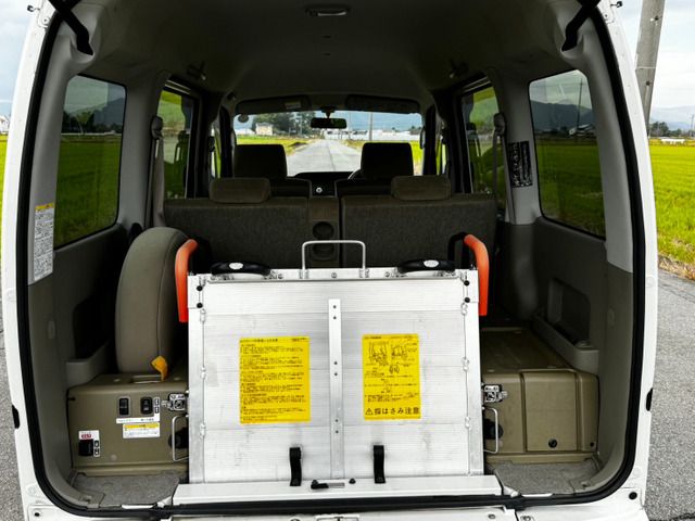 Daihatsu ATRAI WAGON 2012-06 185976-9