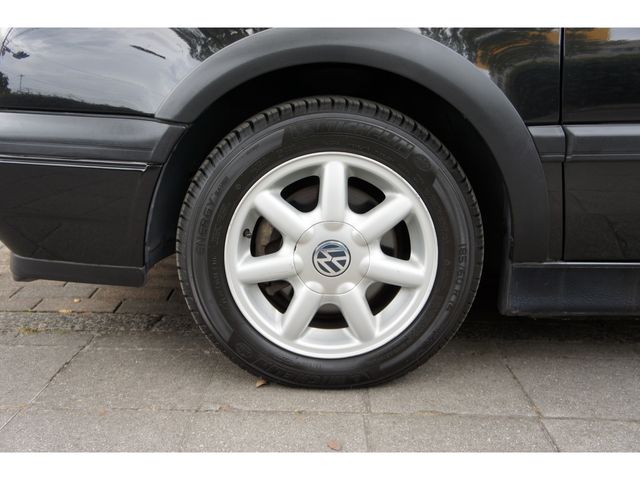VolksWagen GOLF 1998-03 193113-19