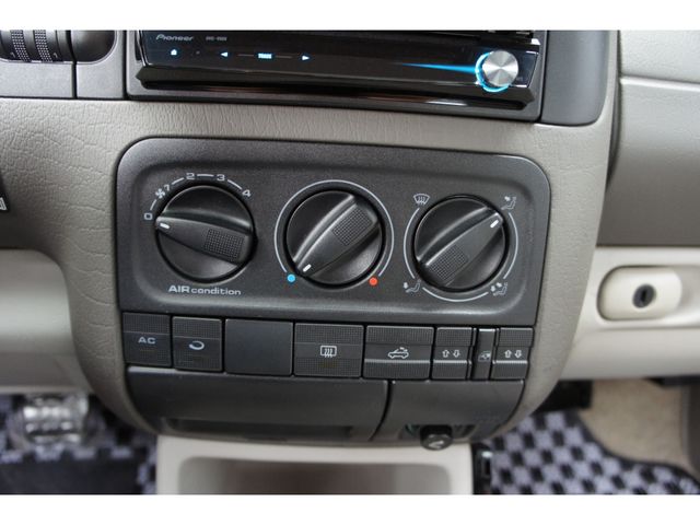 VolksWagen GOLF 1998-03 193113-14