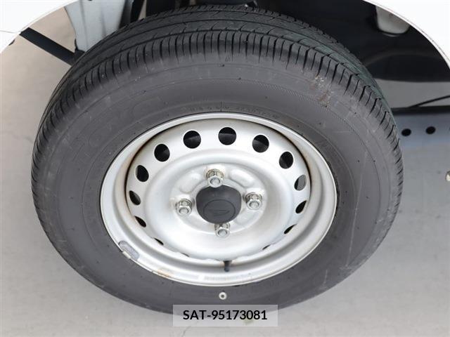 Daihatsu HIJET CARGO 2020-05 297823-5