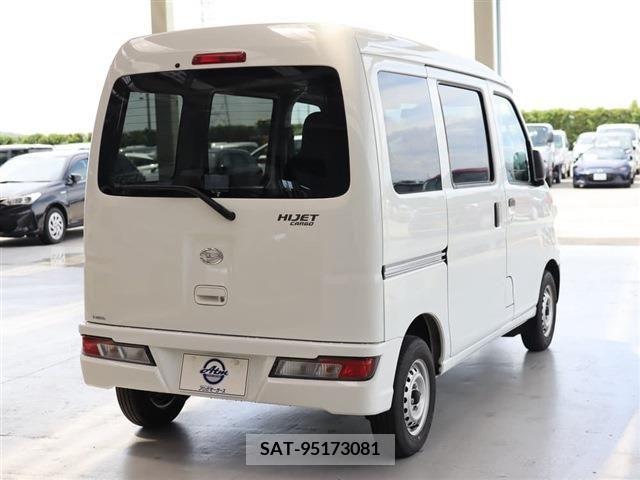 Daihatsu HIJET CARGO 2020-05 297823-4