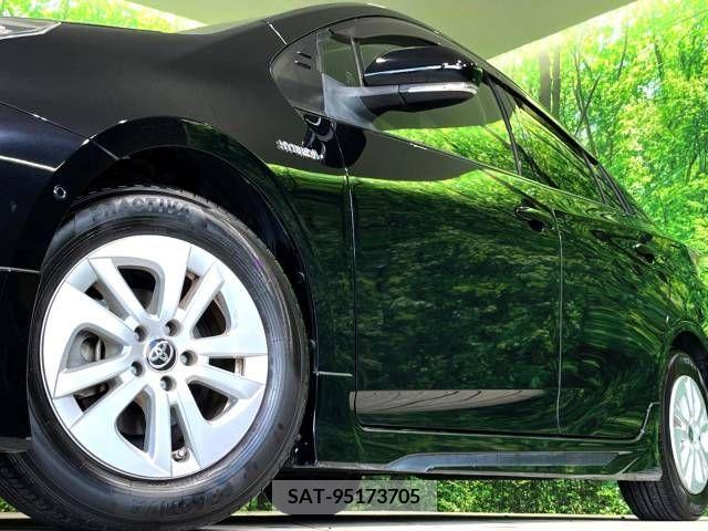Toyota PRIUS 2017-10 384399-14