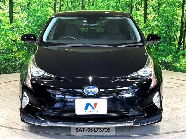 Toyota PRIUS 2017-10 384399-15