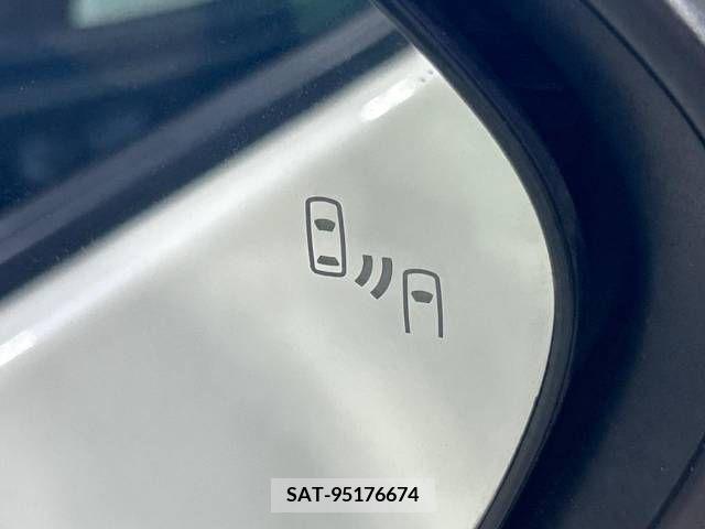 Toyota PRIUS 2016-02 366379-6