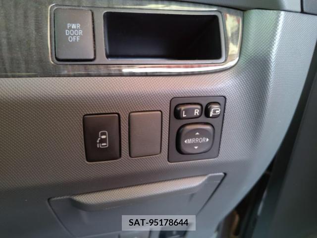Toyota ESTIMA 2012-03 268777-19