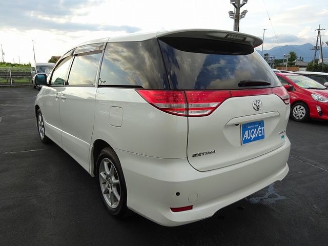 Toyota ESTIMA 2008-10 11850-5
