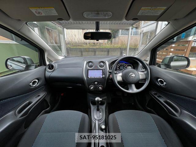 Nissan NOTE 2013-08 253476-1