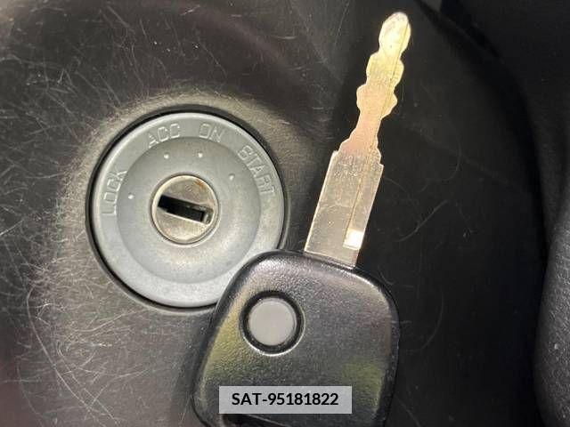 Mazda CAROL 2015-02 379909-6