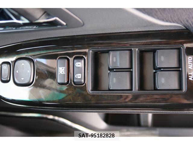 Toyota ALPHARD 2011-08 203195-18