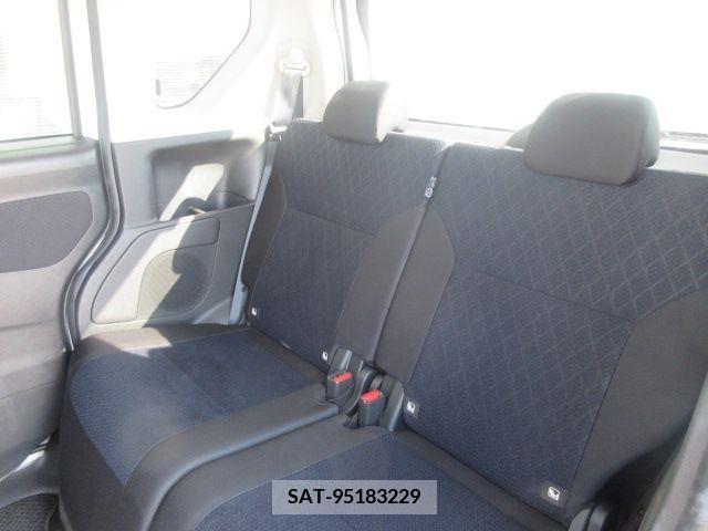 Nissan ROOX 2023-04 216055-5