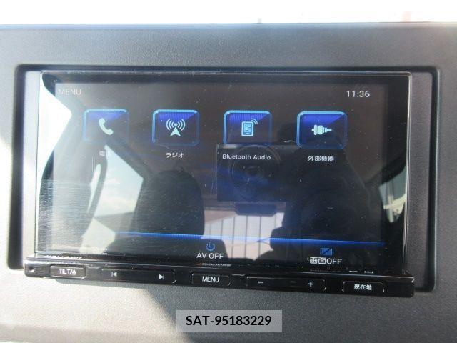 Nissan ROOX 2023-04 216055-12