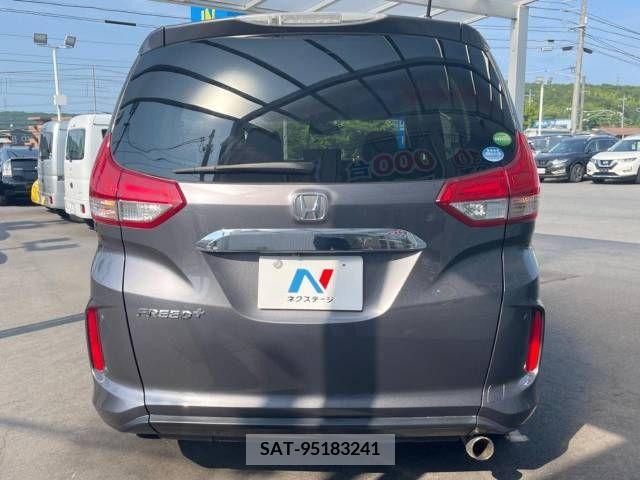 Honda FREED 2017-03 302899-15