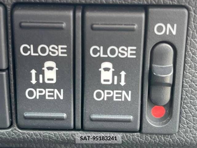 Honda FREED 2017-03 302899-3