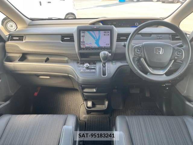 Honda FREED 2017-03 302899-1