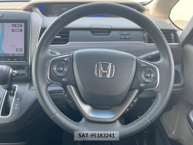 Honda FREED 2017-03 302899-9