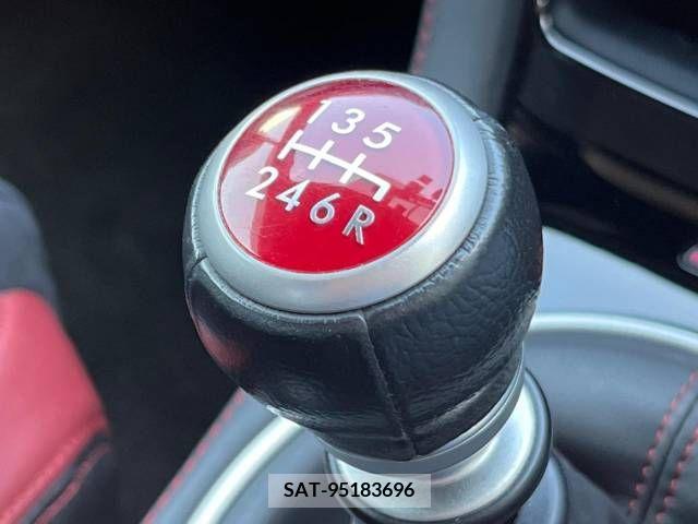 Subaru WRX STI 2019-01 219997-10