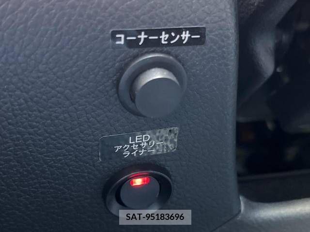 Subaru WRX STI 2019-01 219997-4