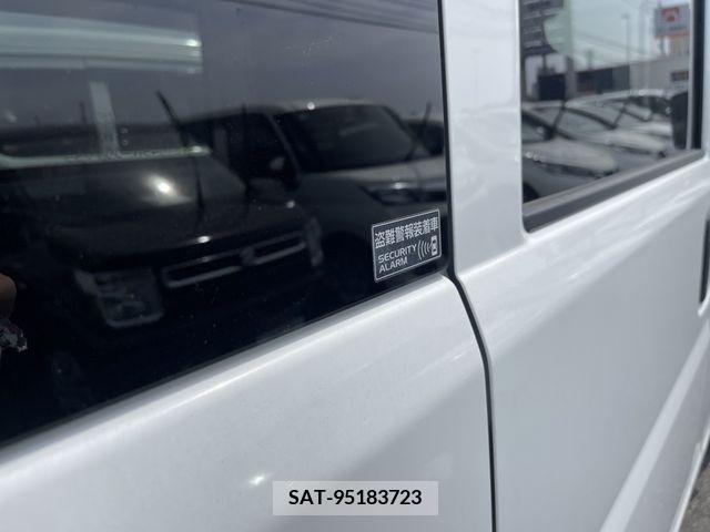 Suzuki EVERY 2020-03 268901-21