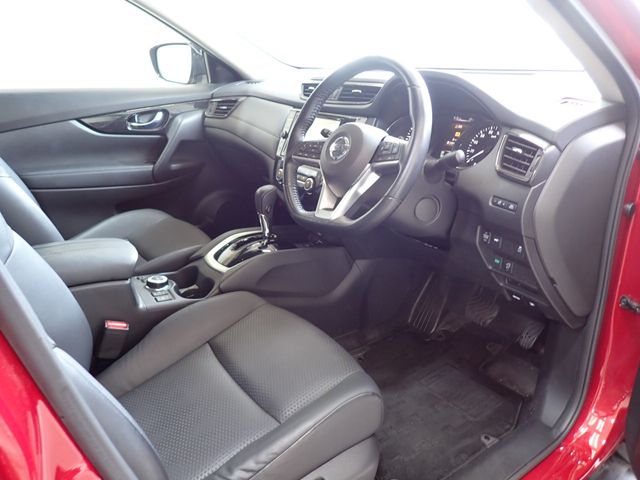 Nissan X-TRAIL 2019-10 10588-1