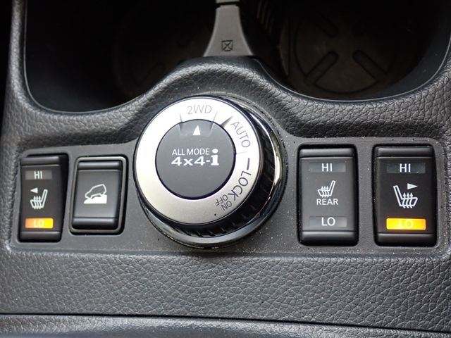 Nissan X-TRAIL 2019-10 10588-22