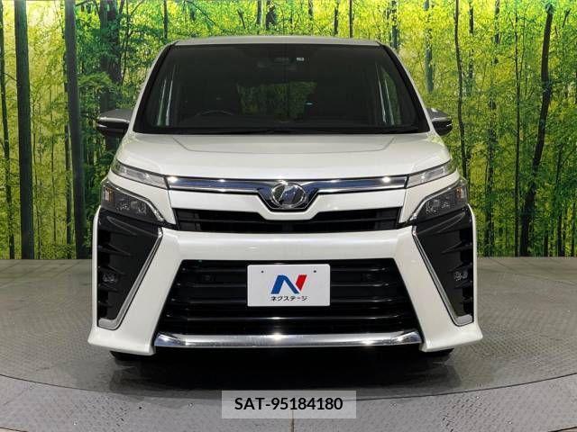 Toyota VOXY 2019-05 321615-15
