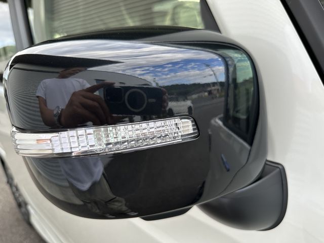 Suzuki SPACIA 2023-08 24796-22