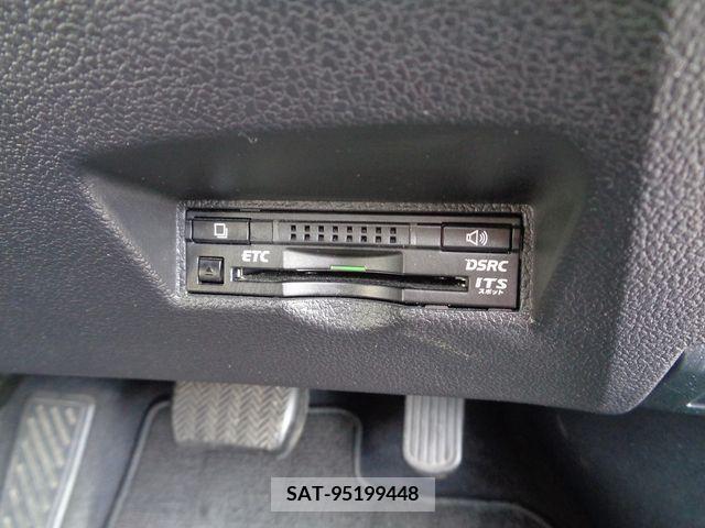 Toyota PRIUS 2016-06 208847-16