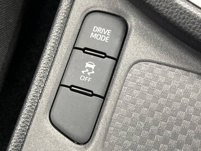 Toyota YARIS CROSS 2023-07 195191-7