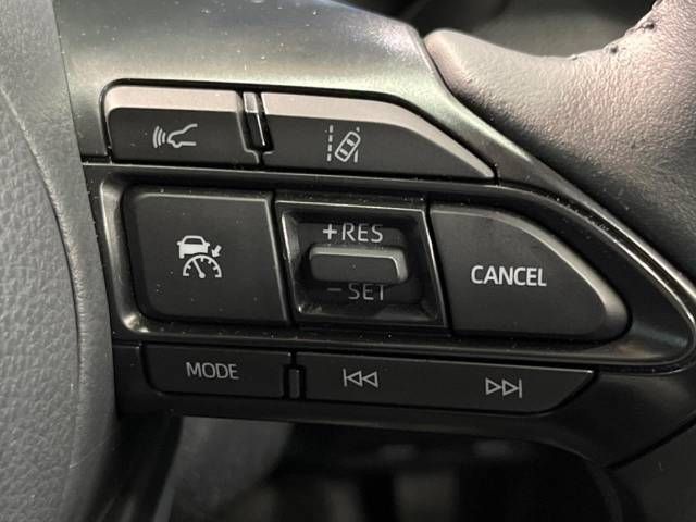 Toyota YARIS CROSS 2023-07 195191-6