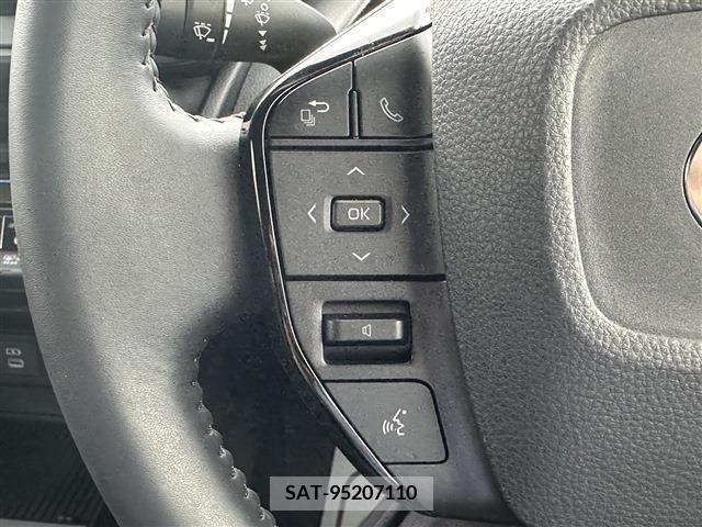 Toyota PRIUS 2023-06 313513-8