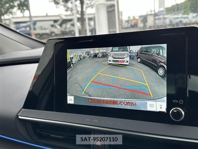 Toyota PRIUS 2023-06 313513-5