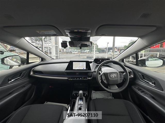 Toyota PRIUS 2023-06 313513-13
