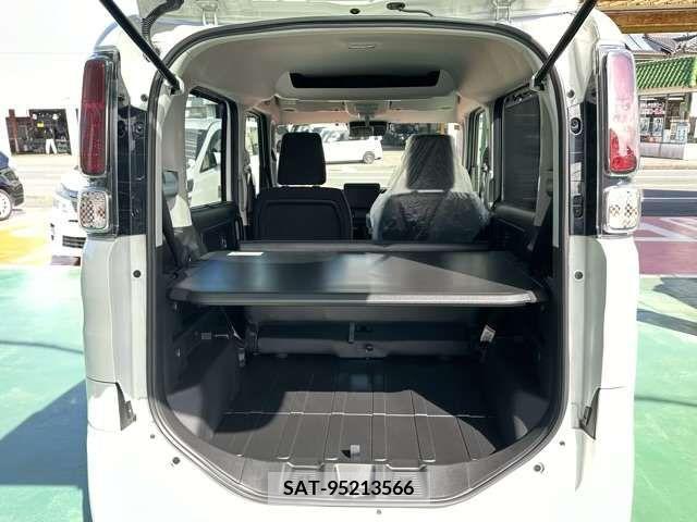 Suzuki SPACIA 2022-10 217607-14