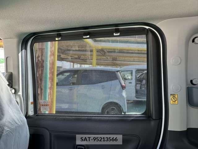 Suzuki SPACIA 2022-10 217607-10