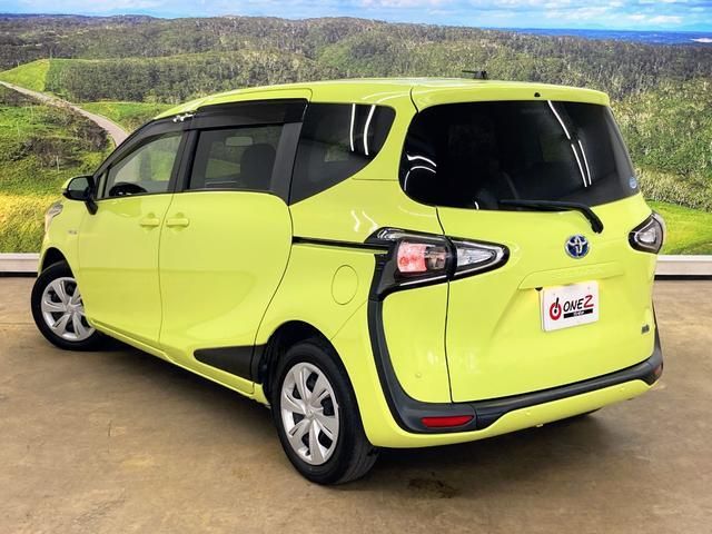 Toyota SIENTA 2019-10 195583-18