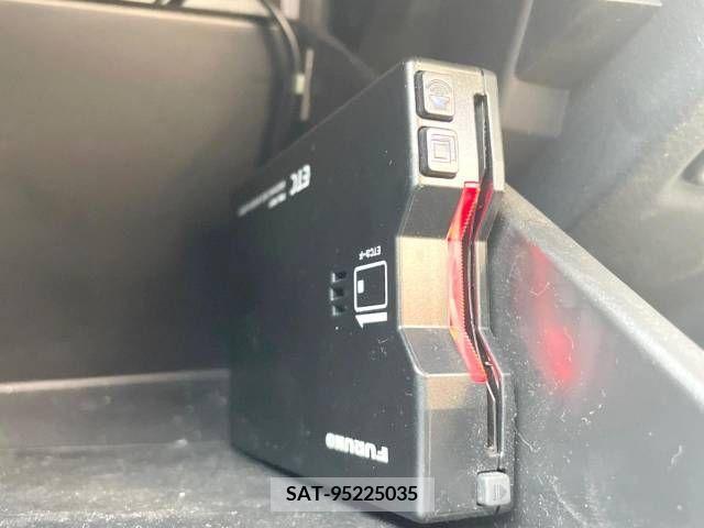 Suzuki WAGON R 2015-05 289849-3