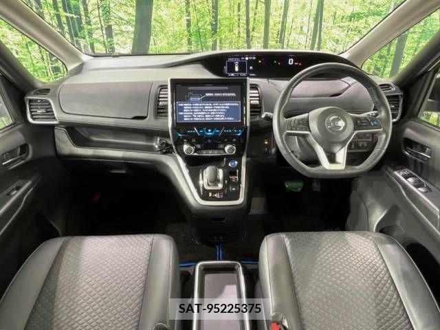 Nissan SERENA 2019-06 284216-1