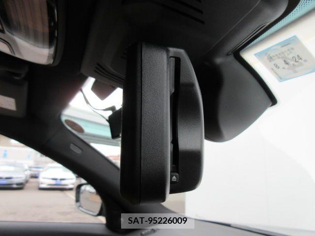 Bmw 3 SERIES 2023-04 210123-17